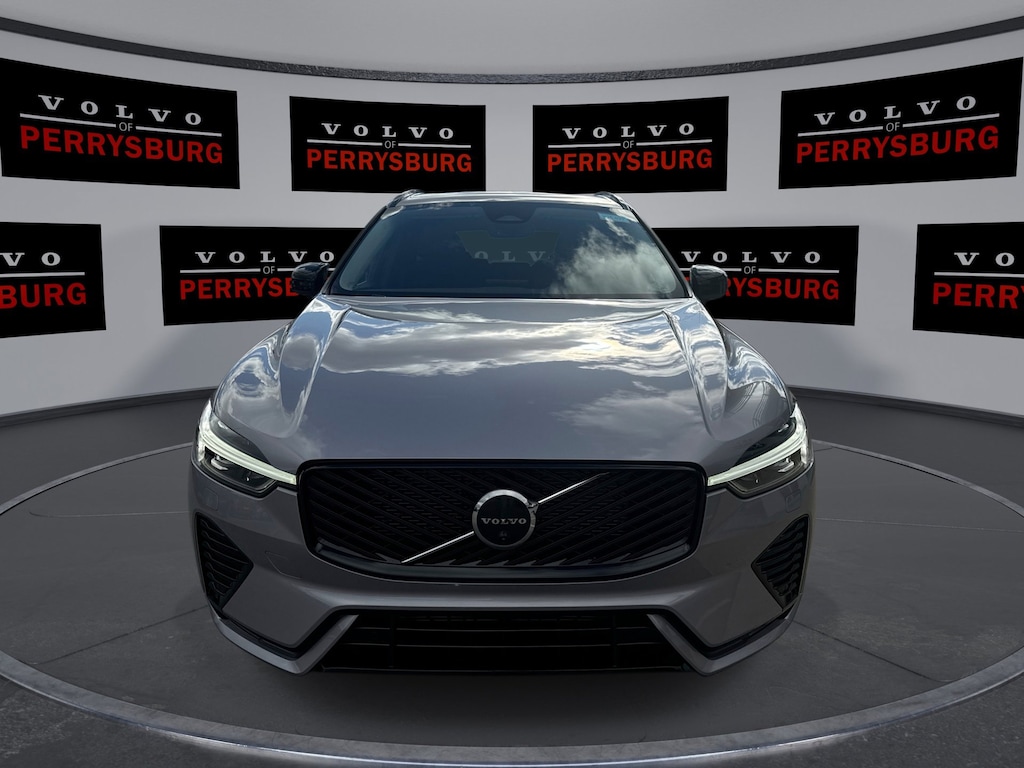 New 2026 Volvo XC60 Plus B5 AWD Plus