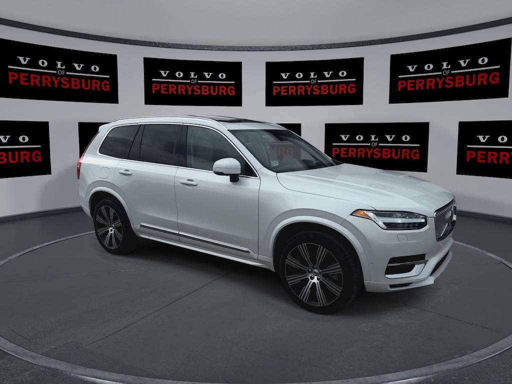 Used 2025 Volvo XC90 T8 AWD Plus w/ Panoramic Moon T8 AWD Plus 7-Seater