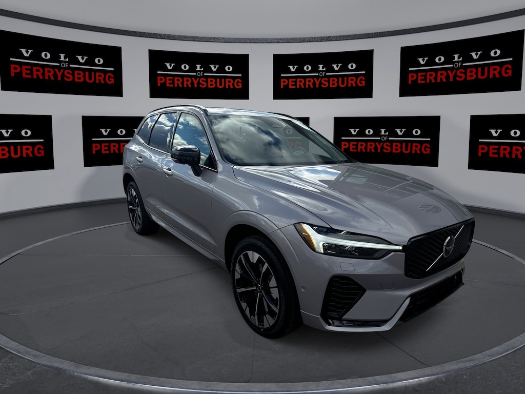 New 2026 Volvo XC60 Plus B5 AWD Plus