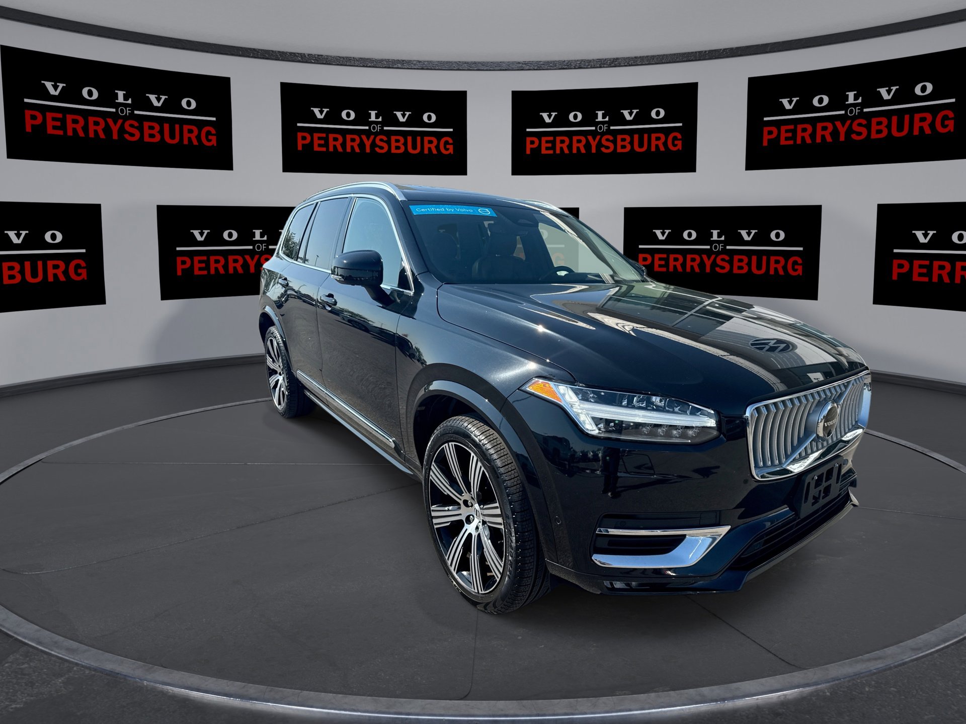 2023 Volvo XC90 AWD Ultimate photo 2