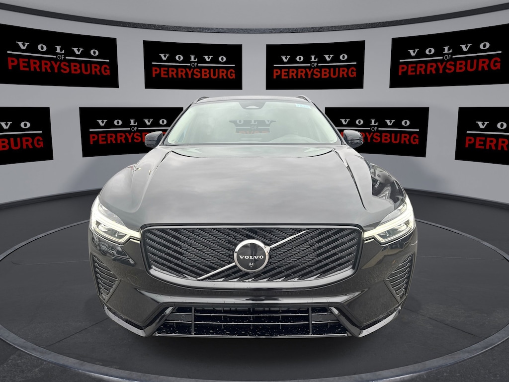 New 2026 Volvo XC60 Plus B5 AWD Plus