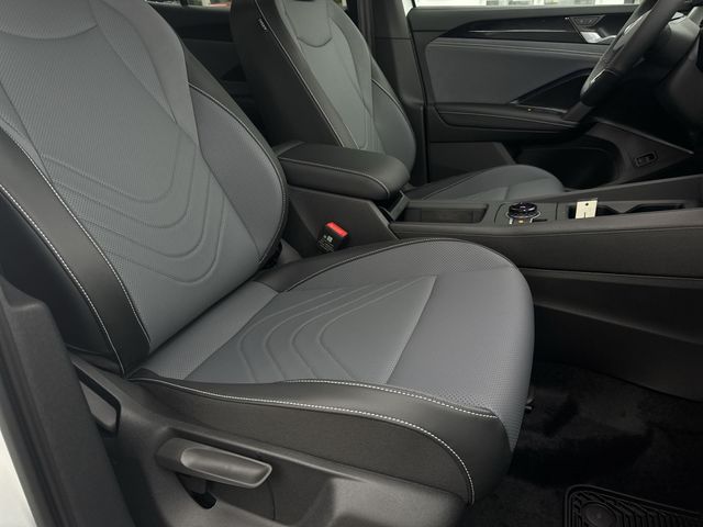 2026 Volkswagen Tiguan SE R-LINE BLACK - Photo 29