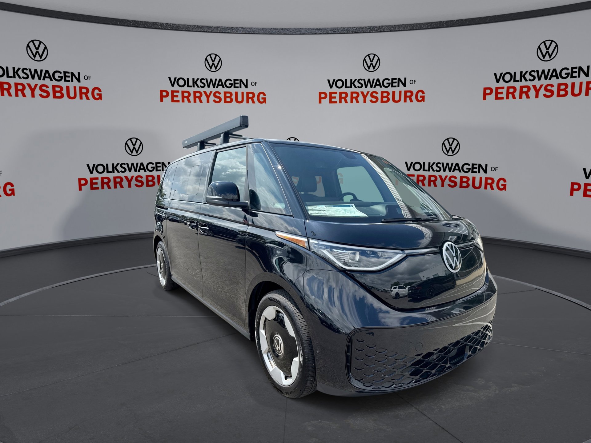 2025 Volkswagen ID. Buzz Pro S photo 2