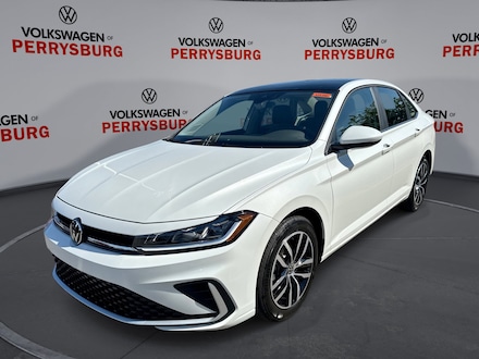 2025 Volkswagen Jetta SE Auto w/ Sunroof Package SE Auto