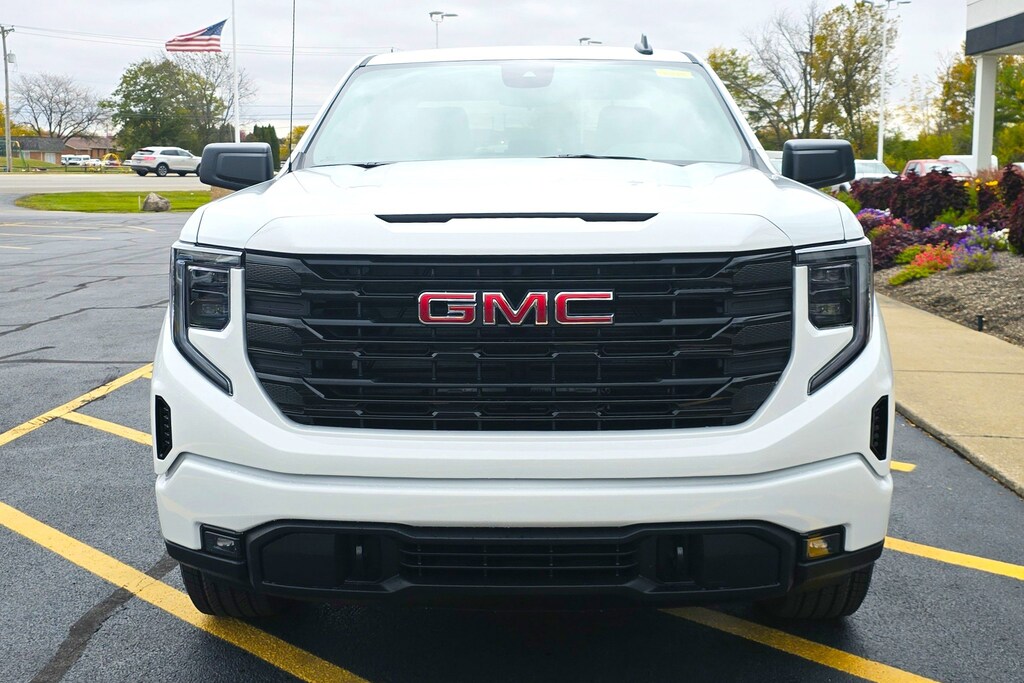 New 2026 GMC Sierra 1500 Elevation 4WD Crew Cab 147 Elevation w/3VL