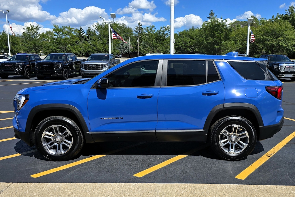 New 2025 GMC Terrain FWD Elevation FWD Elevation