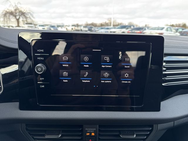 2026 Volkswagen Jetta Sport - Photo 14