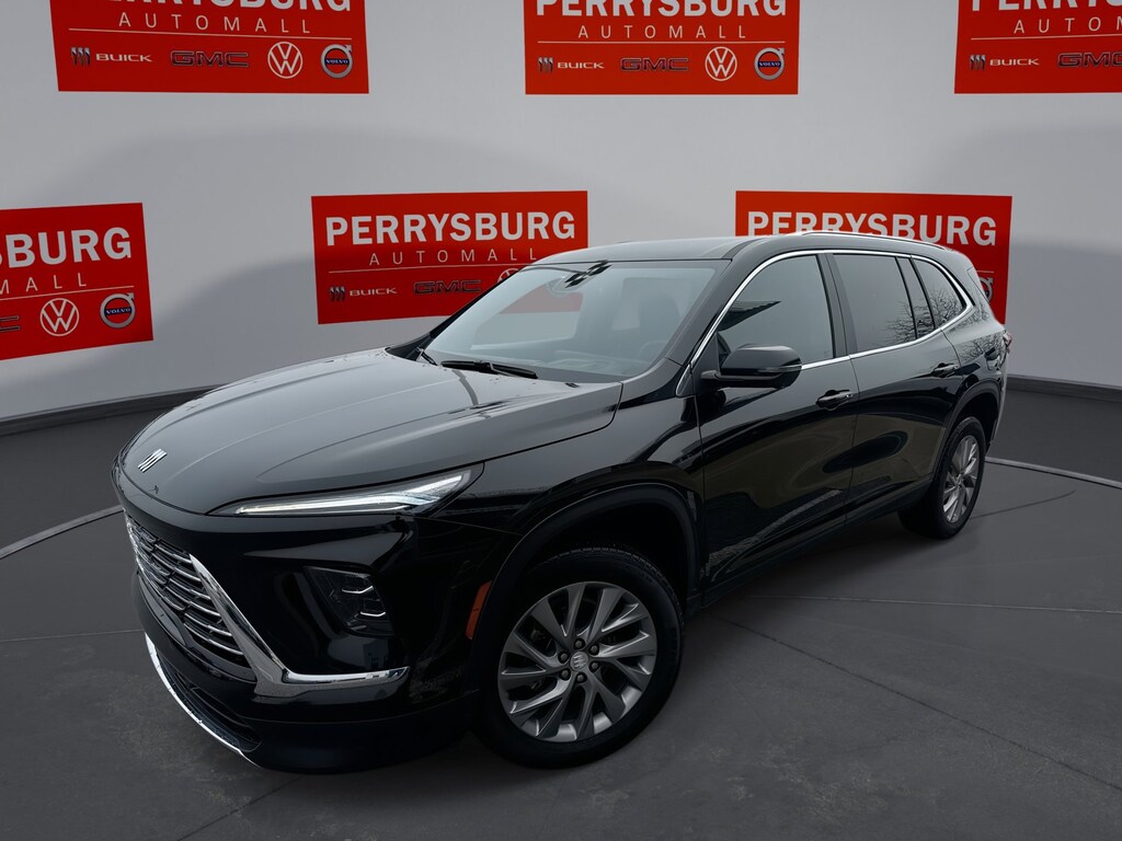 Used 2025 Buick Enclave Preferred w/ Advanced Safety Preferred