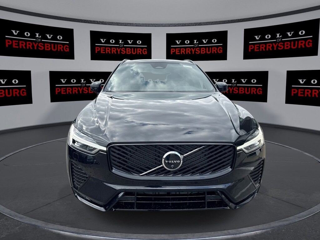 New 2026 Volvo XC60 Plus B5 AWD Plus