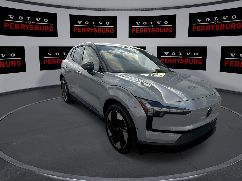 Used 2025 Volvo EX30 Twin Motor Performance Ultra w/ Climate Pkg & Pan Twin Motor AWD Ultra