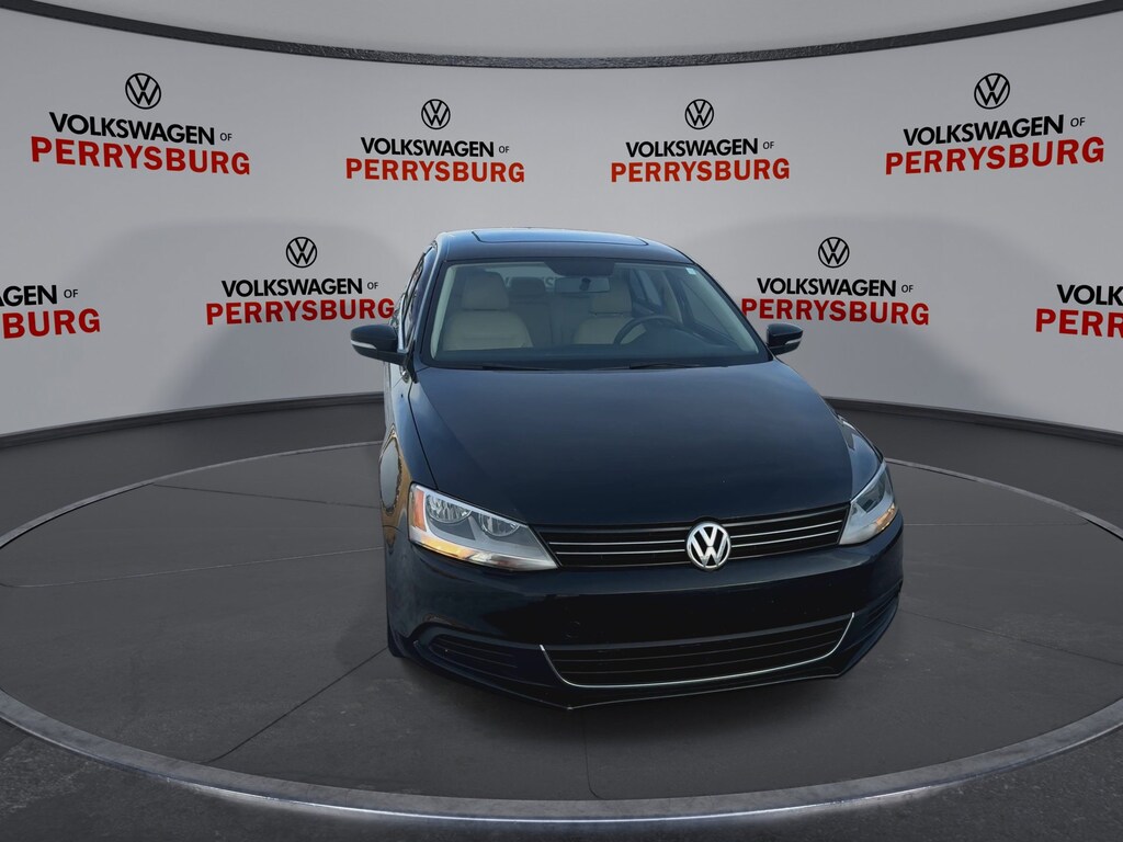 Used 2013 Volkswagen Jetta 2.L SE w/ Convenience & Moon Auto SE PZEV *Ltd Avail*