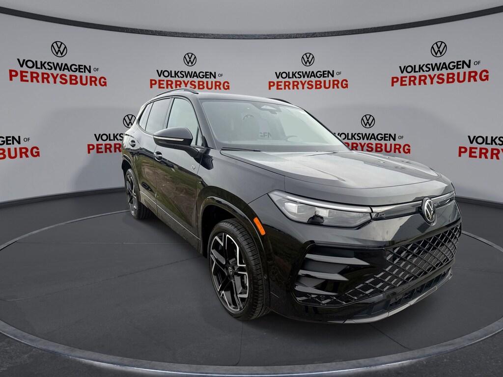 New 2026 Volkswagen Tiguan SE R-Line Black AWD SE R-Line Black AWD