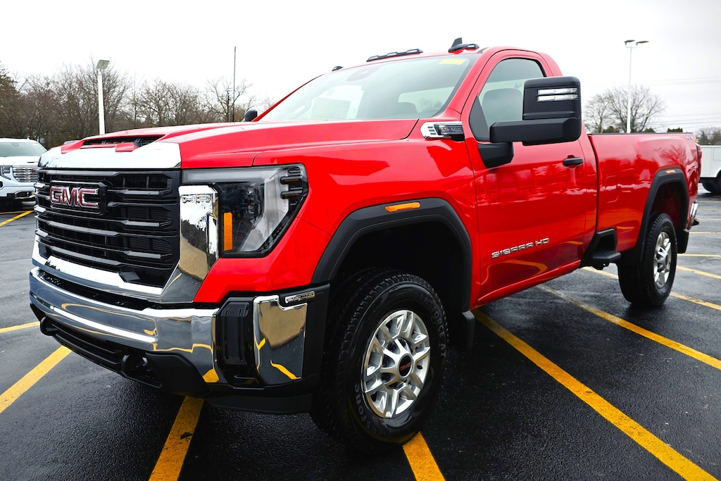 New 2026 GMC Sierra 2500HD Pro 4WD Reg Cab 142 Pro