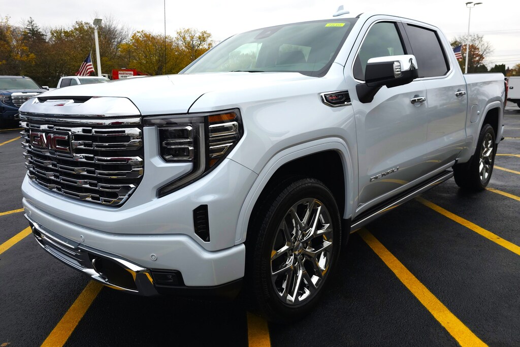 New 2026 GMC Sierra 1500 Denali 4WD Crew Cab 147 Denali