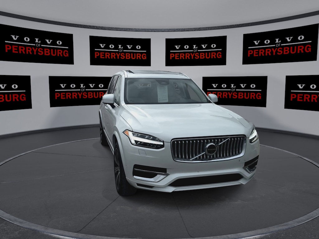 Used 2025 Volvo XC90 T8 AWD Plus w/ Panoramic Moon T8 AWD Plus 7-Seater