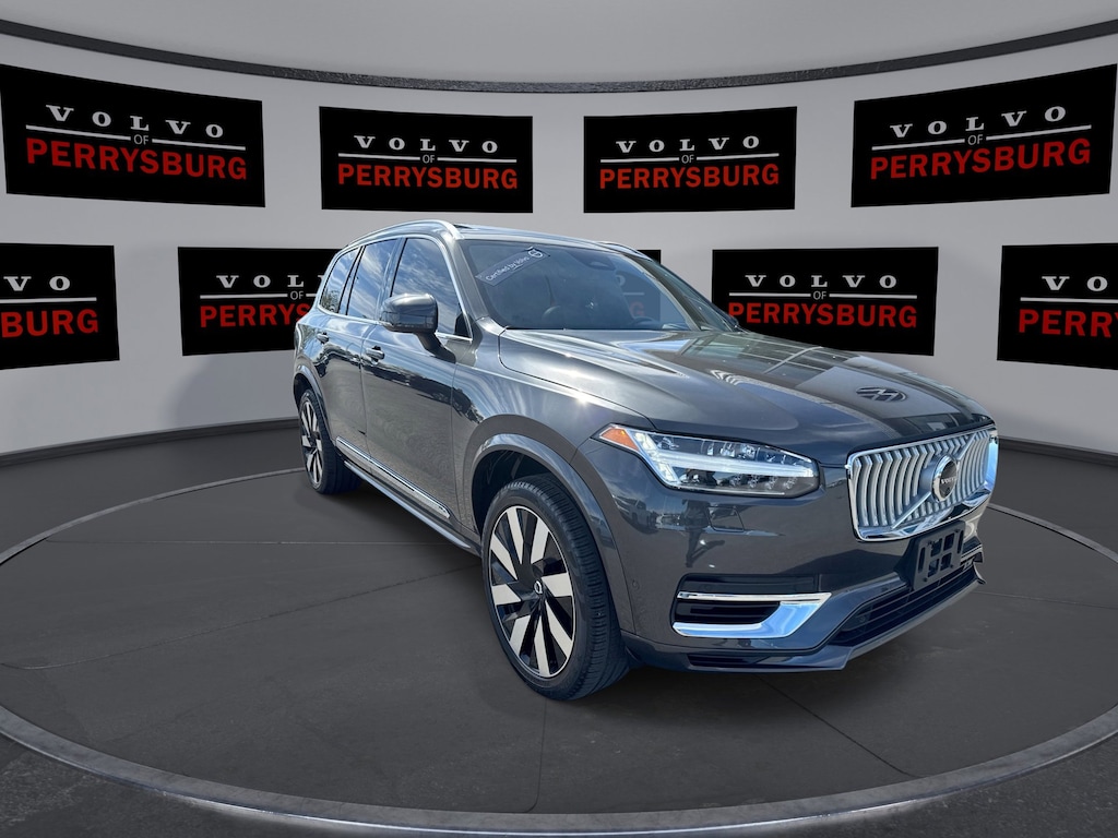 Used 2023 Volvo XC90 Recharge AWD Ultimate Bright Theme w/ Panoramic Moon T8 eAWD PHEV Ultimate Bright Theme 7P
