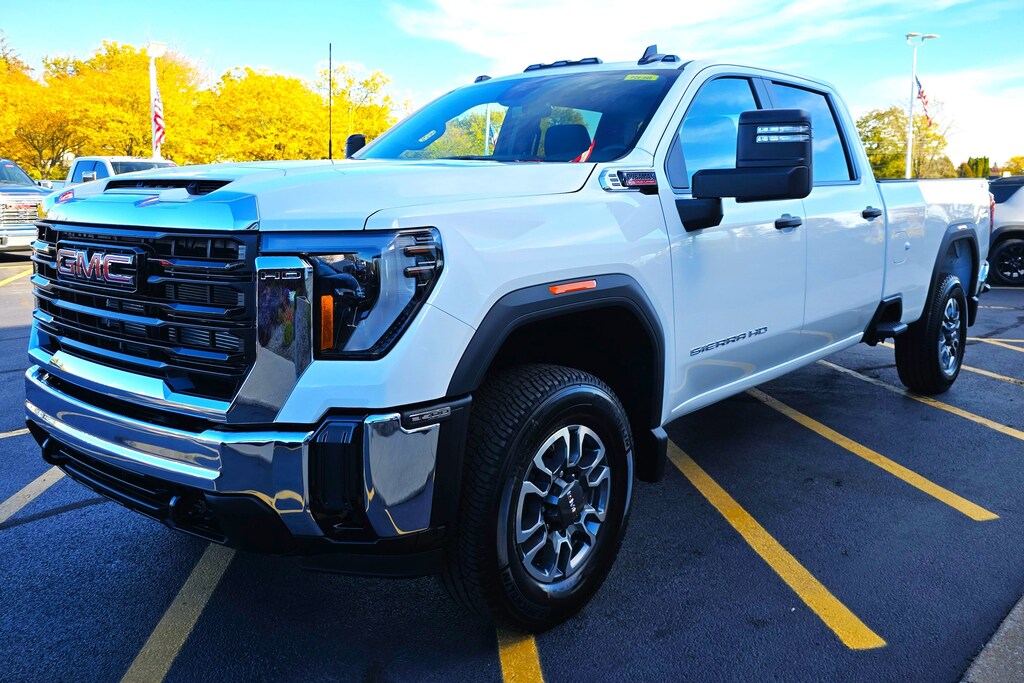 New 2026 GMC Sierra 3500HD Pro 4WD Crew Cab 172 Pro