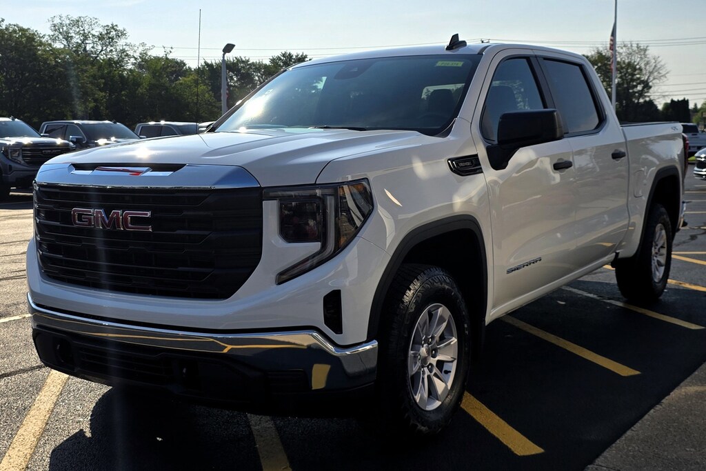 New 2026 GMC Sierra 1500 Pro 4WD Crew Cab 147 Pro