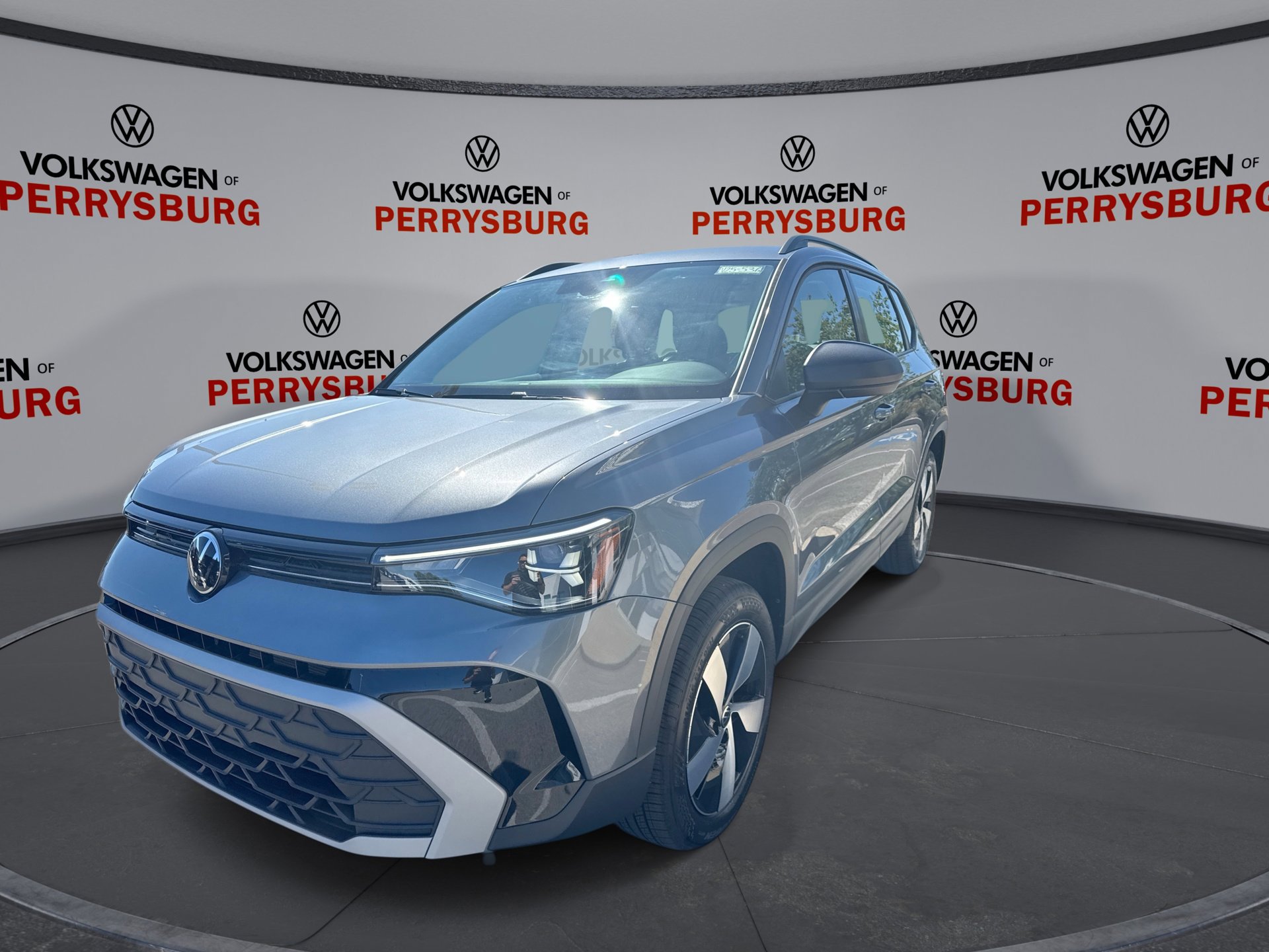 2025 Volkswagen Taos S photo 4