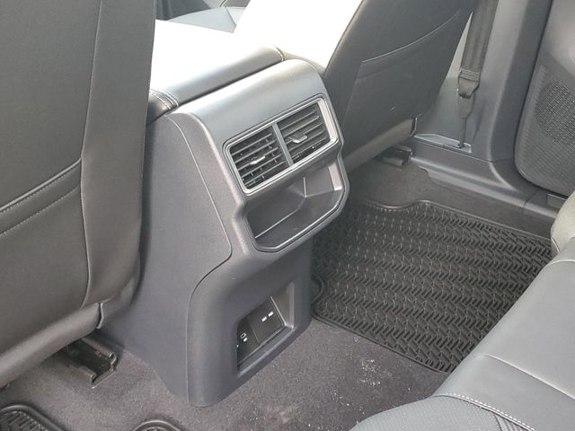 2026 Volkswagen Atlas Cross Sport SE w/Tech - Photo 30