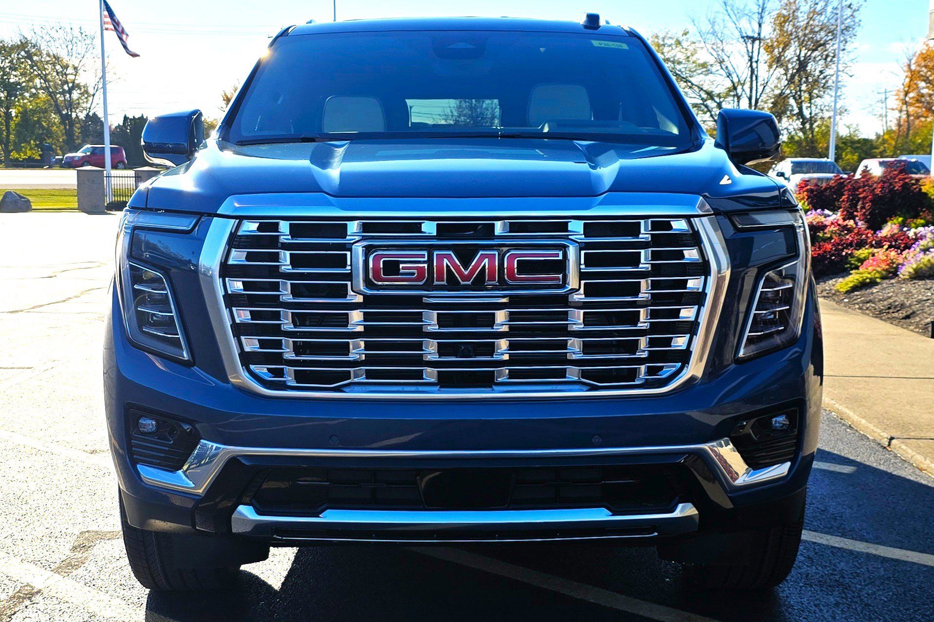 2026 Gmc Yukon Denali photo 2