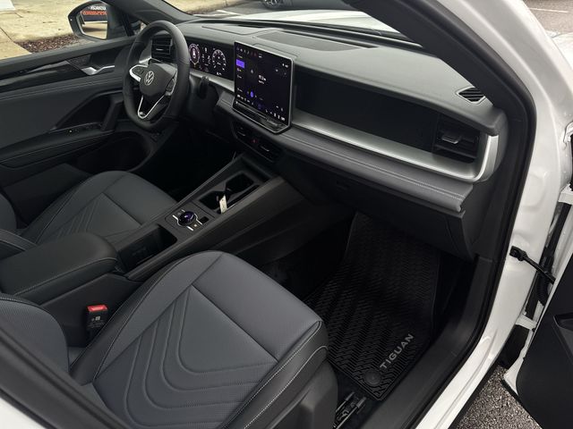 2026 Volkswagen Tiguan SE R-LINE BLACK - Photo 30