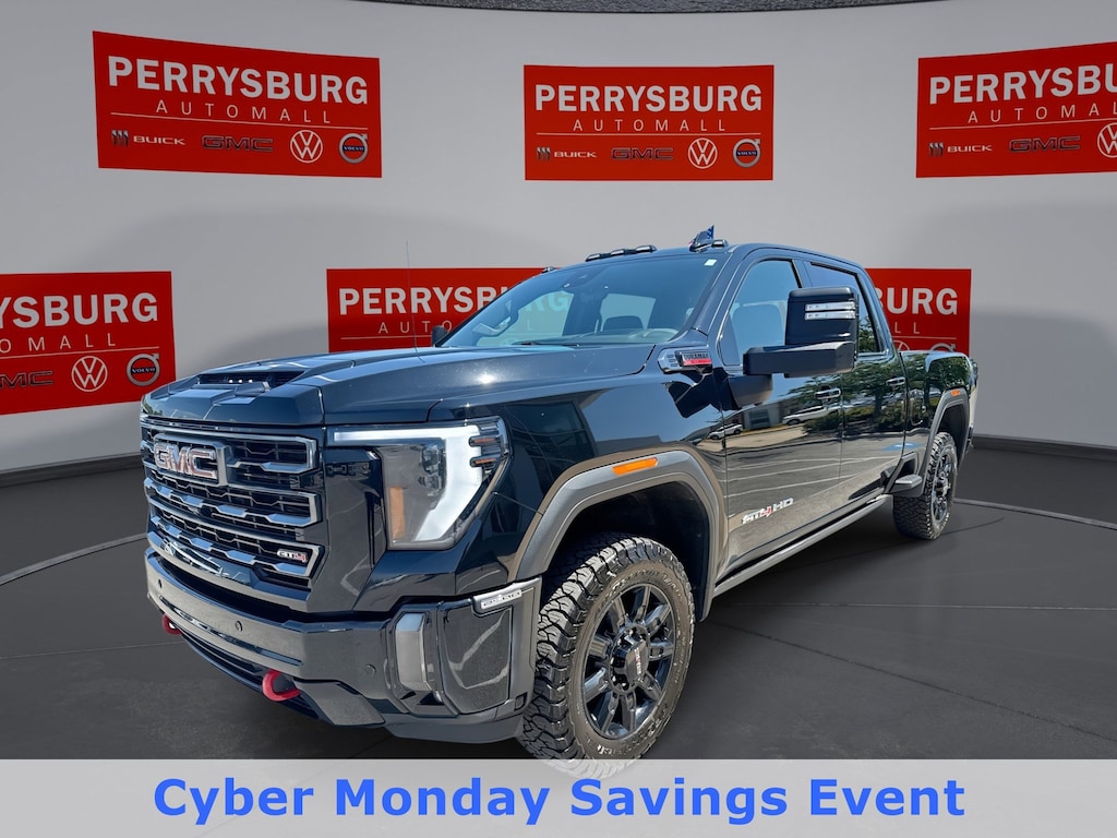 Used 2024 GMC Sierra 2500HD AT4 4WD Crew Duramax w/ Premium+ Pkg & 5th Wheel P 4WD Crew Cab 159 AT4