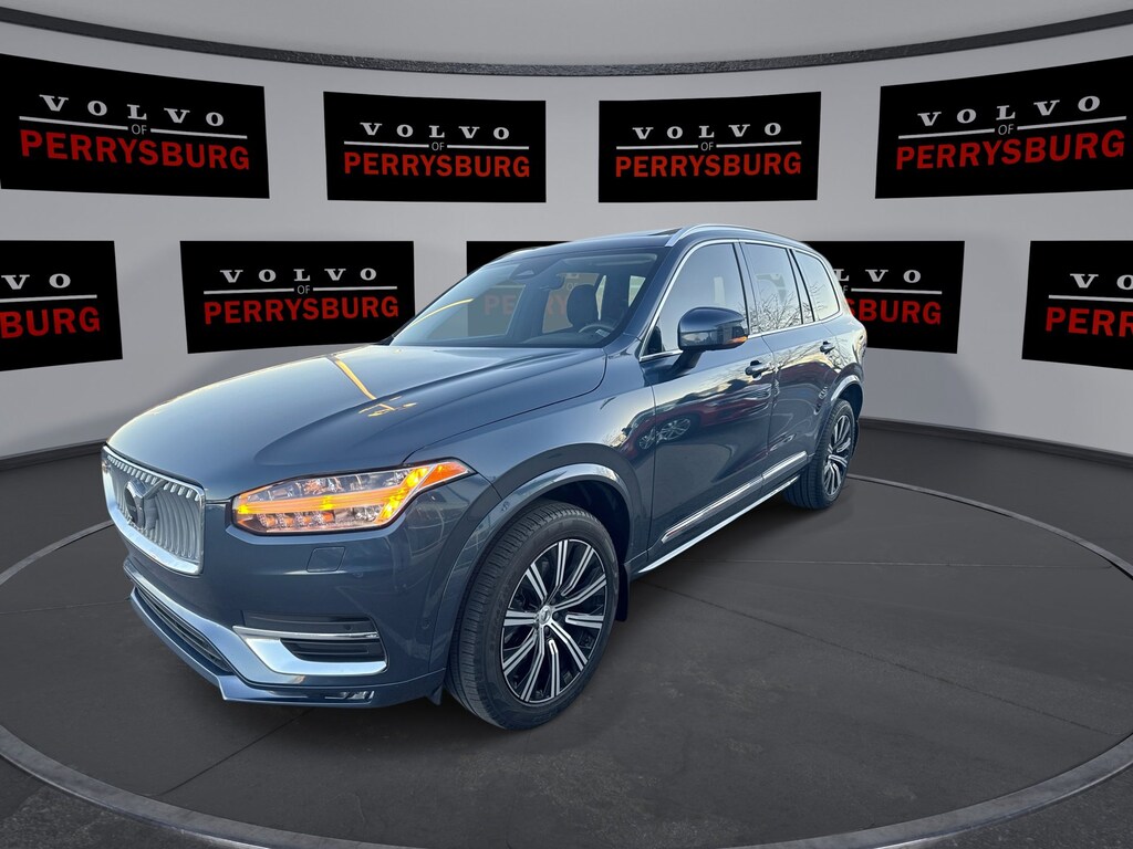 Used 2023 Volvo XC90 B6 AWD Plus w/ Panoramic Moon B6 AWD Plus 7P