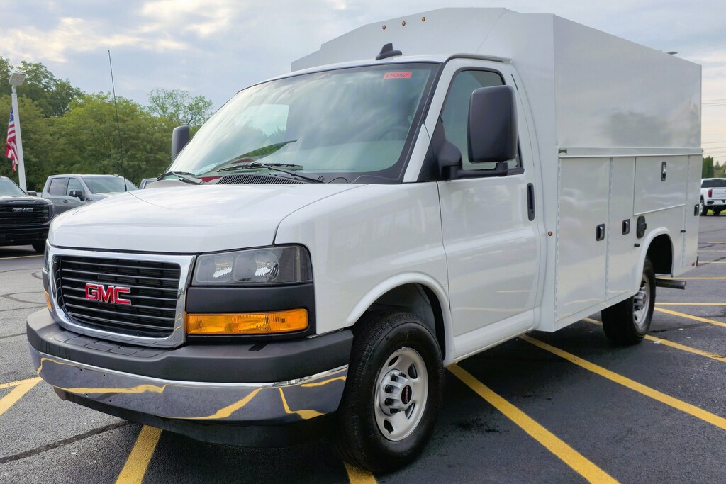 New 2025 GMC Savana Commercial Cutaway BASE w Knapheide Steel SL KUV Van