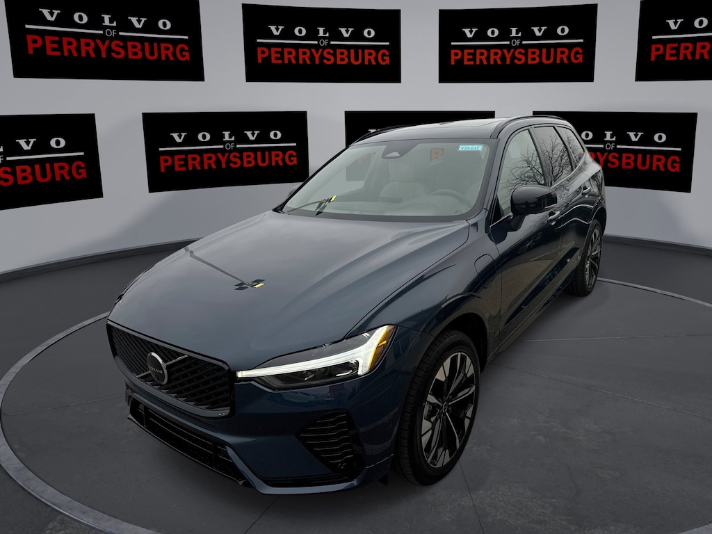 New 2026 Volvo XC60 Plug-In Hybrid Plus T8 AWD Plus