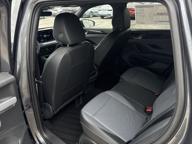 2026 Volkswagen Tiguan SE R-LINE BLACK - Photo 22