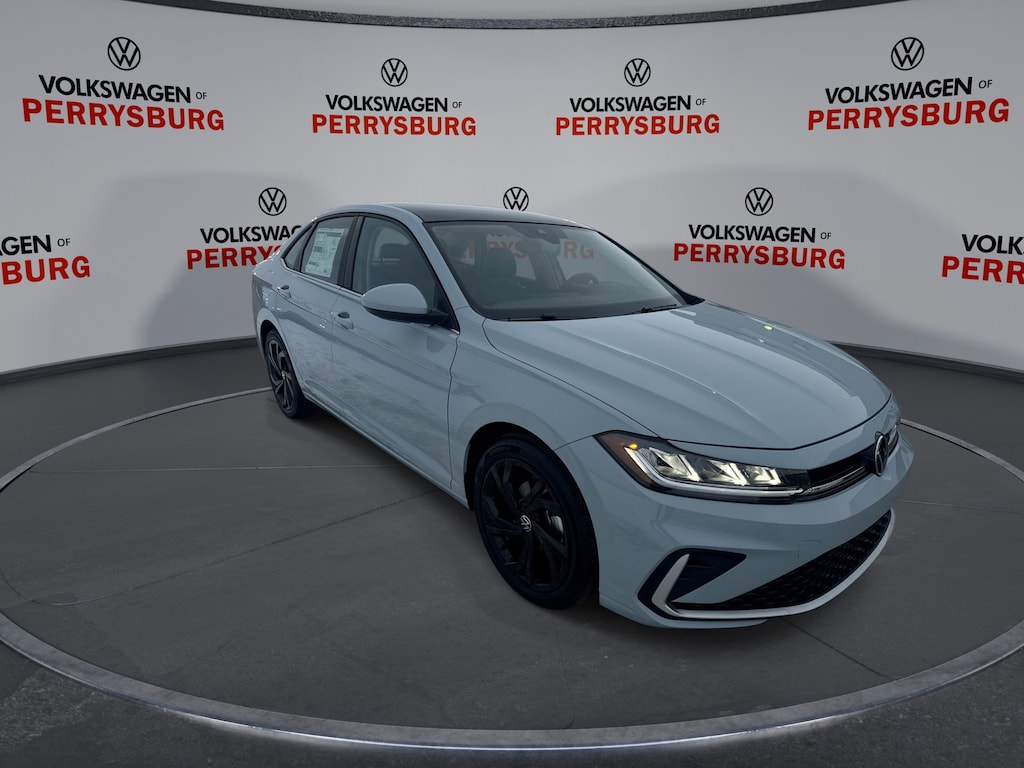 New 2026 Volkswagen Jetta SE Auto w/ Black Wheel Package SE Auto