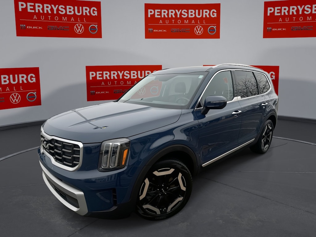 Used 2023 Kia Telluride S AWD w/ Moonroof S AWD