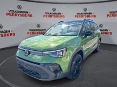 2025 Volkswagen Taos 1.5T SE Black SUV