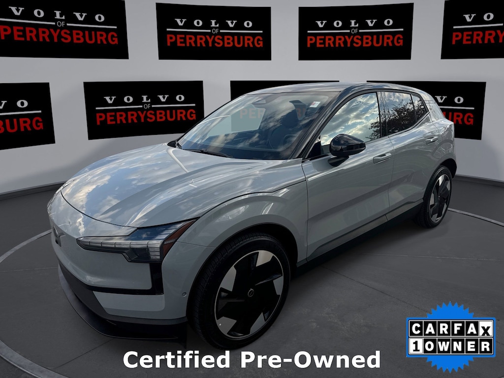 Used 2025 Volvo EX30 Twin Motor Performance Ultra w/ Climate Pkg & Pan Twin Motor AWD Ultra