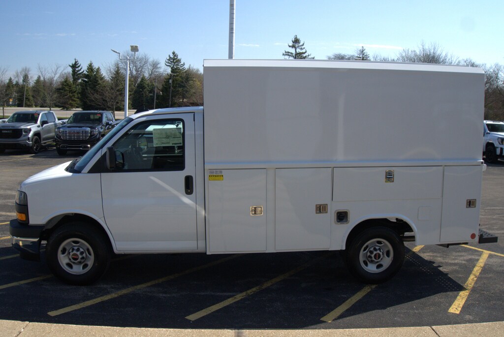 New 2025 GMC Savana Commercial Cutaway w/ Reading Aluminum CSV with Latchmatic and Tow Pk Van