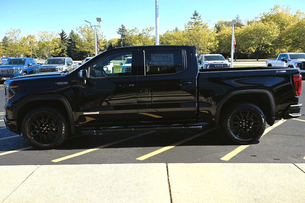New 2026 GMC Sierra 1500 Elevation 4WD Crew Cab 147 Elevation w/3SB