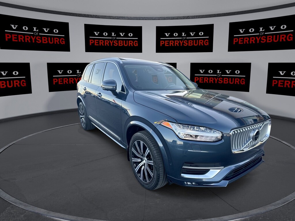 Used 2023 Volvo XC90 B6 AWD Plus w/ Panoramic Moon B6 AWD Plus 7P