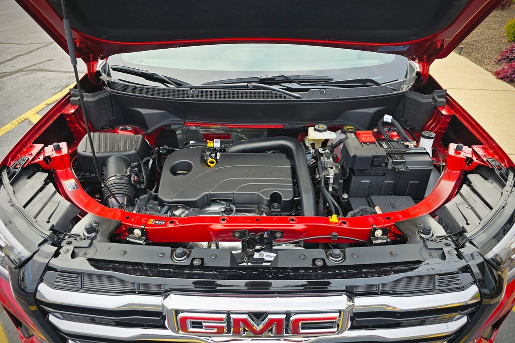 New 2026 GMC Terrain FWD Elevation FWD Elevation