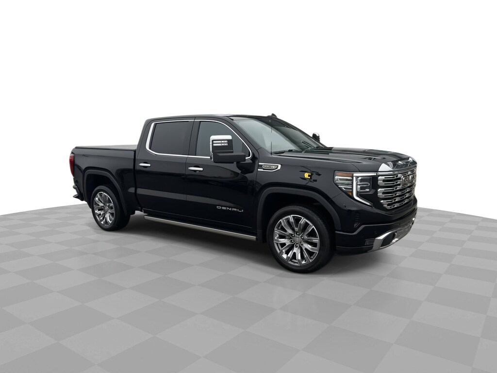 Used 2025 GMC Sierra 1500 Denali 4WD Crew w/ 22s w/ Reserve Pkg & Moon 4WD Crew Cab 147 Denali