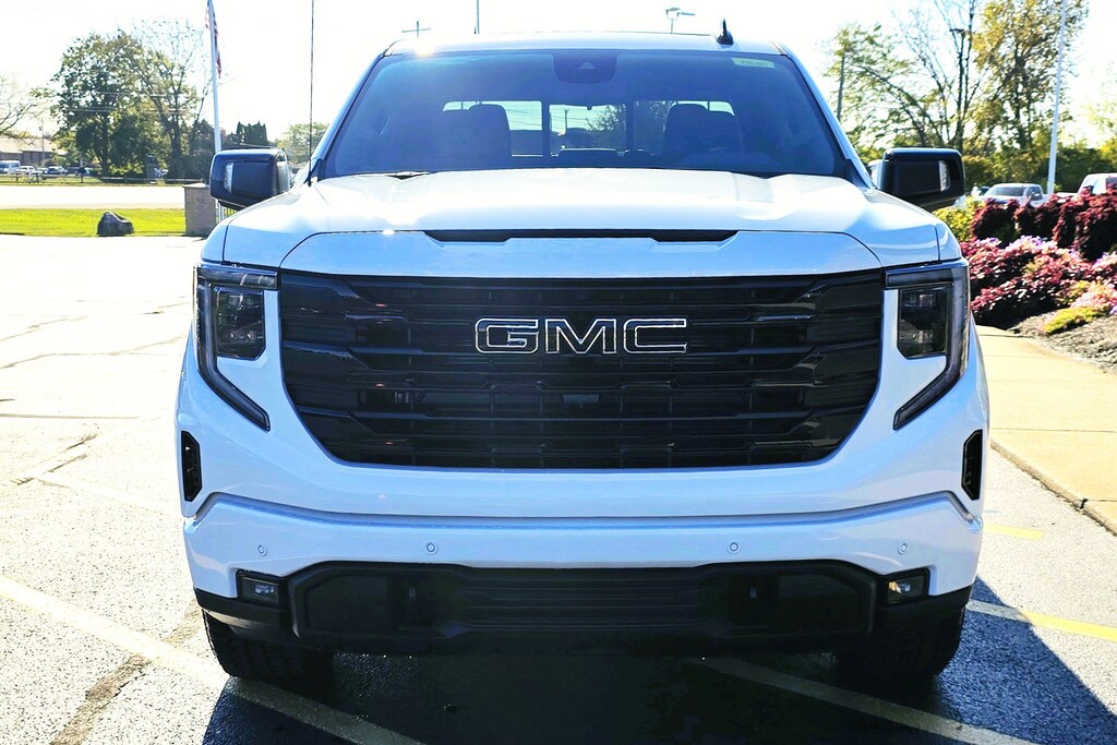 New 2026 GMC Sierra 1500 Elevation 4WD Crew Cab 147 Elevation w/3SB