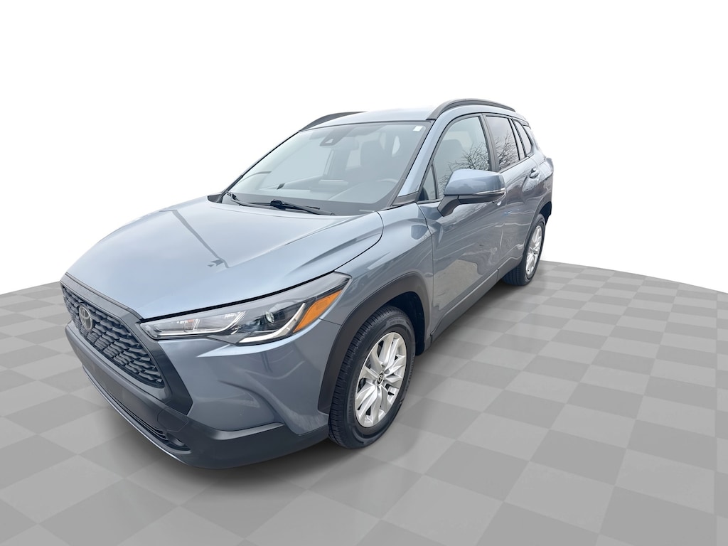 Used 2022 Toyota Corolla Cross LE w/ Safety Sense 2.0 LE 2WD