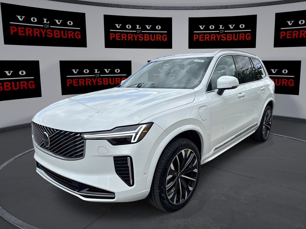 New 2025 Volvo XC90 Plug-In Hybrid Plus 2025.5 T8 AWD Plus 7-Seater