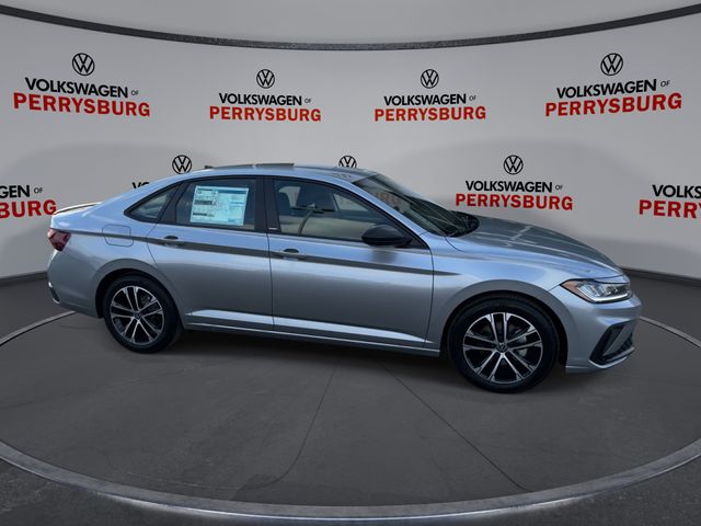 2026 Volkswagen Jetta Sport - Photo 9