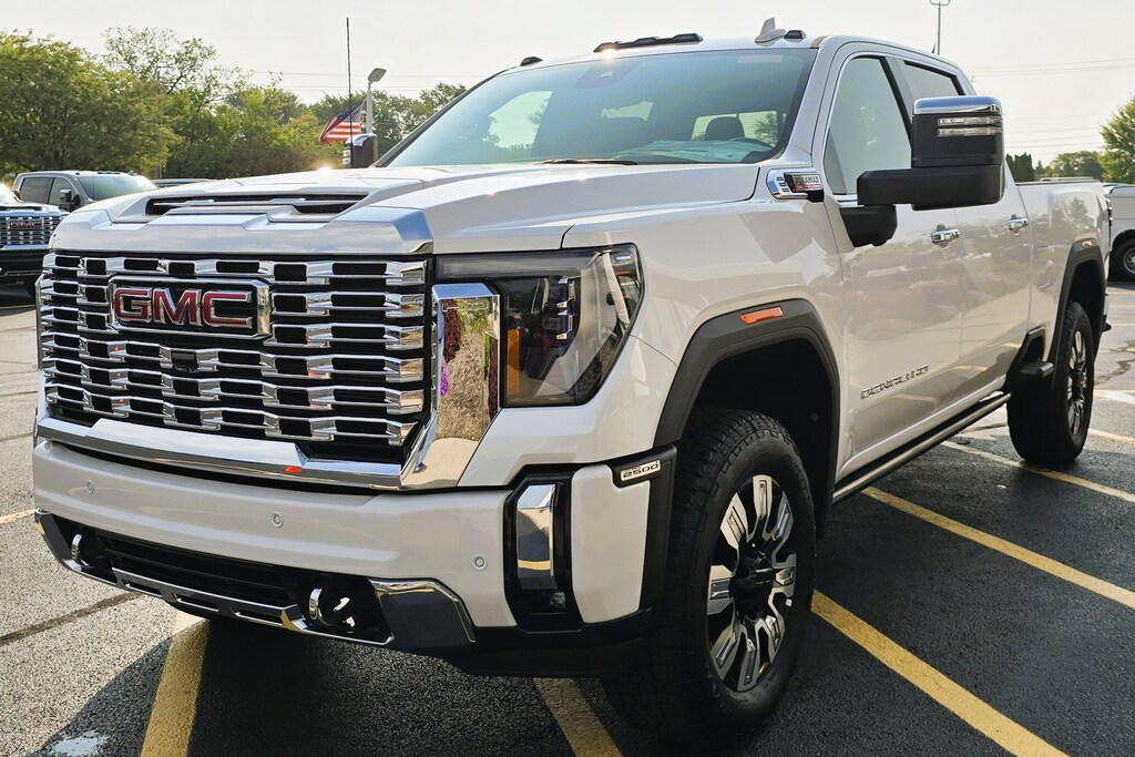 New 2025 GMC Sierra 2500HD Denali 4WD Crew Cab 159 Denali
