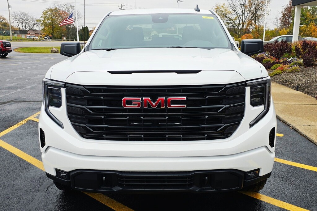 New 2026 GMC Sierra 1500 Elevation 4WD Crew Cab 147 Elevation w/3VL