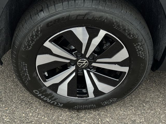 2026 Volkswagen Atlas SE - Photo 32