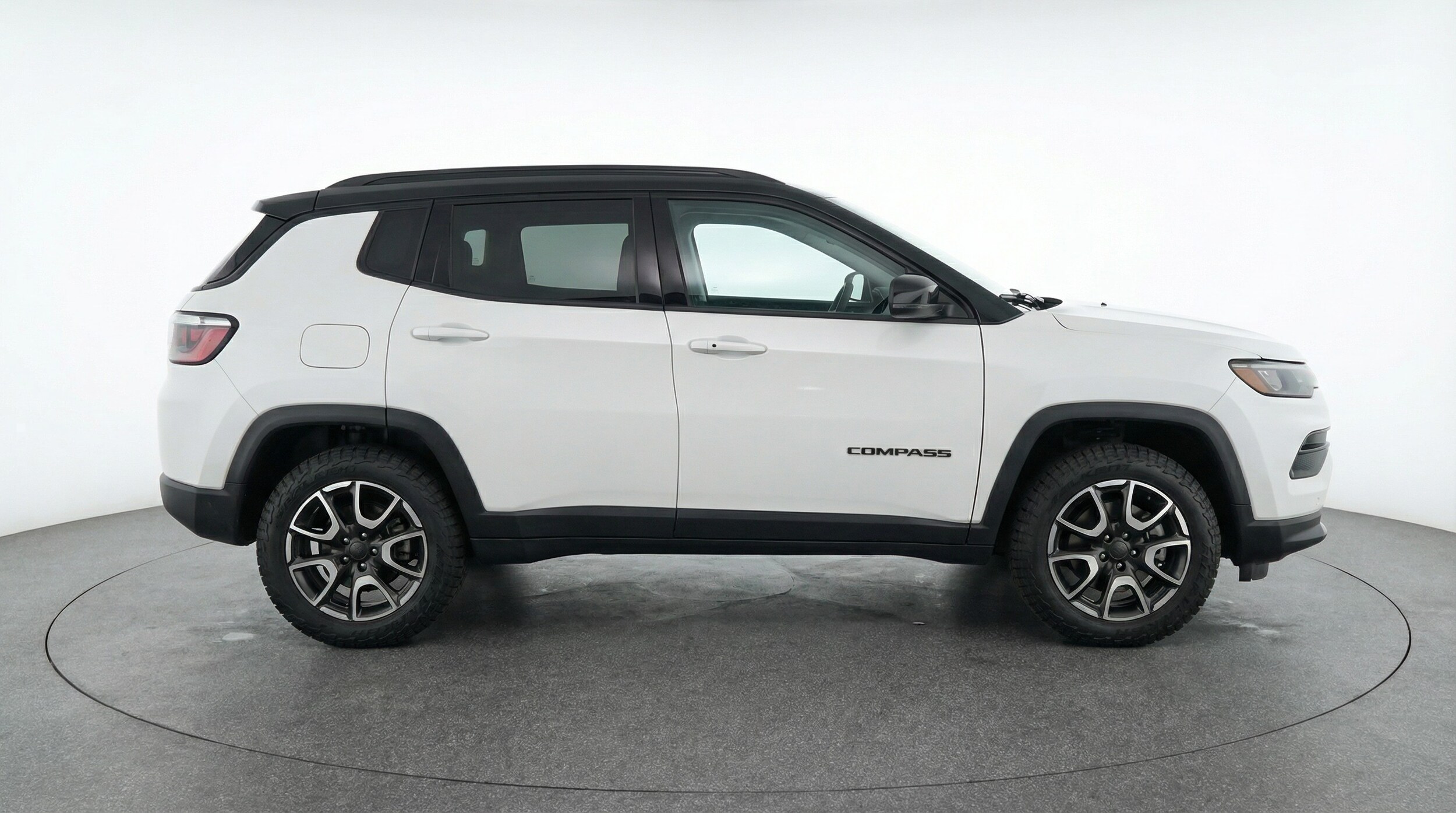 Thumbnail: 2025 Jeep Compass - 8