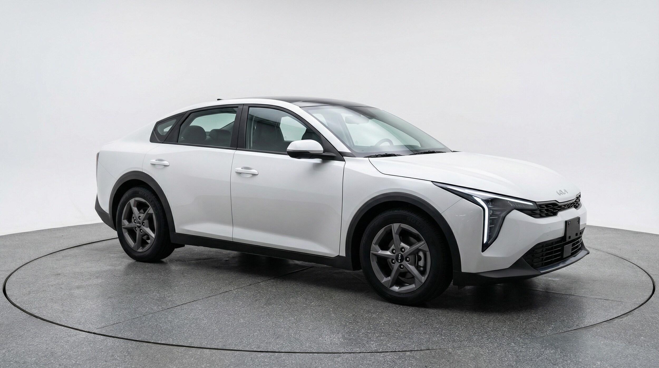Thumbnail: 2025 Kia K4 - 1
