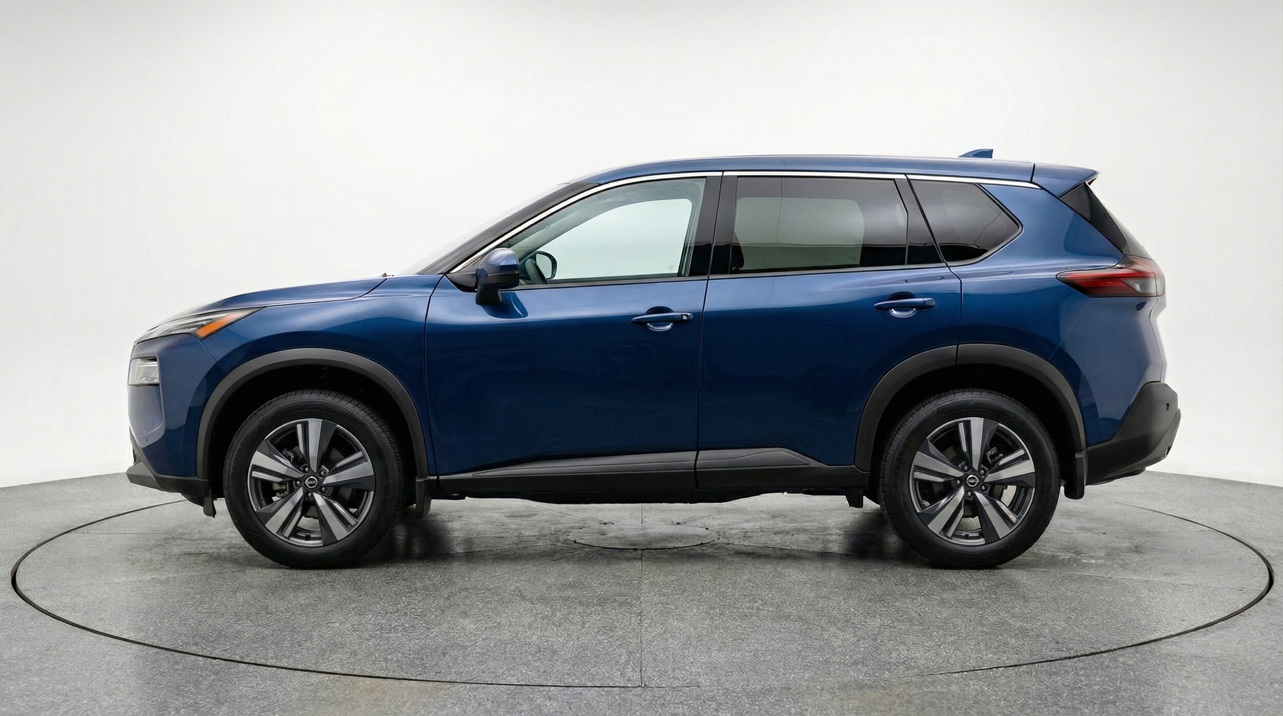Thumbnail: 2026 Nissan Rogue - 4